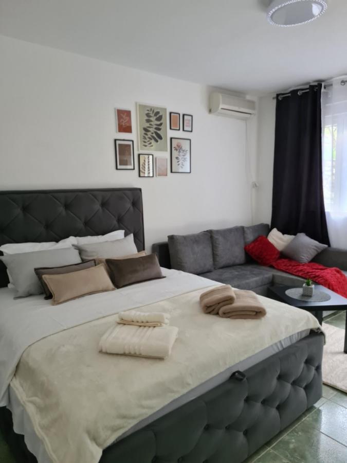 Apartman Rosemary スヴェティ・ステファン エクステリア 写真