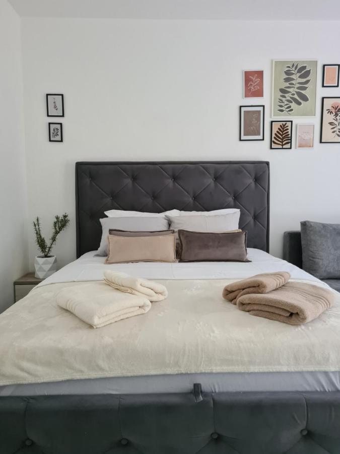 Apartman Rosemary スヴェティ・ステファン エクステリア 写真
